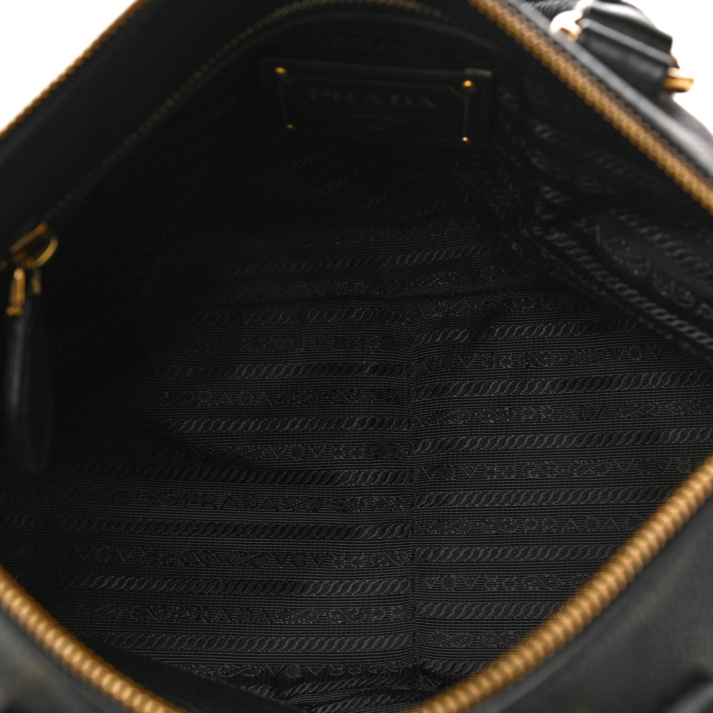Vitello Daino Tote Black