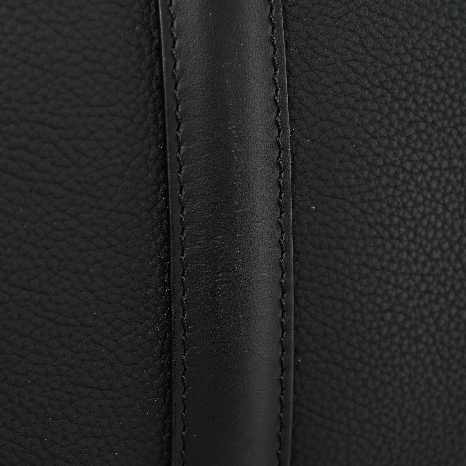 Louis Vuitton Grained Calfskin Aerogram Keepall Bandouliere 40 Black 13 of 16