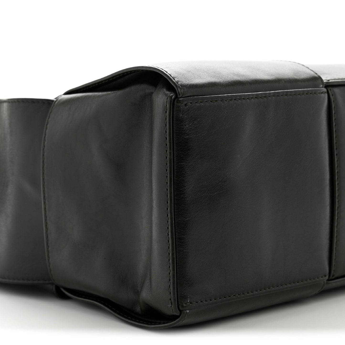 Paper Calfskin Maxi Intrecciato Large Arco Tote Dark Green