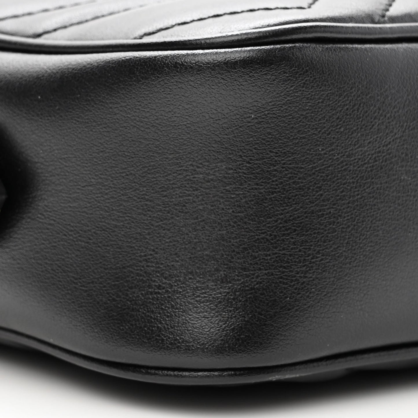 Calfskin Matelasse Mini GG Marmont Chain Shoulder Bag Black
