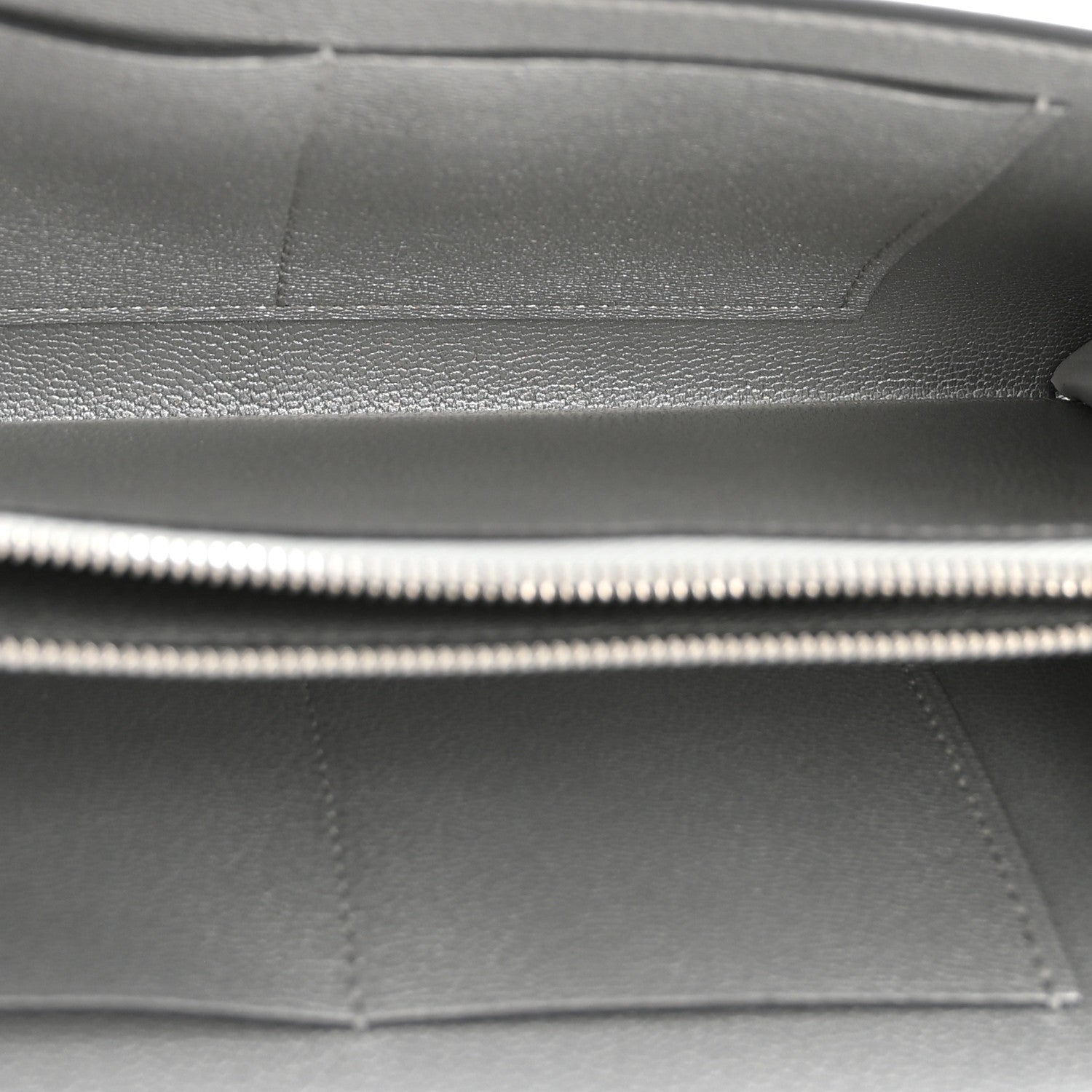 Hermes Metallic Chevre Chamkilight Kelly Wallet To Go Argent 5 of 10