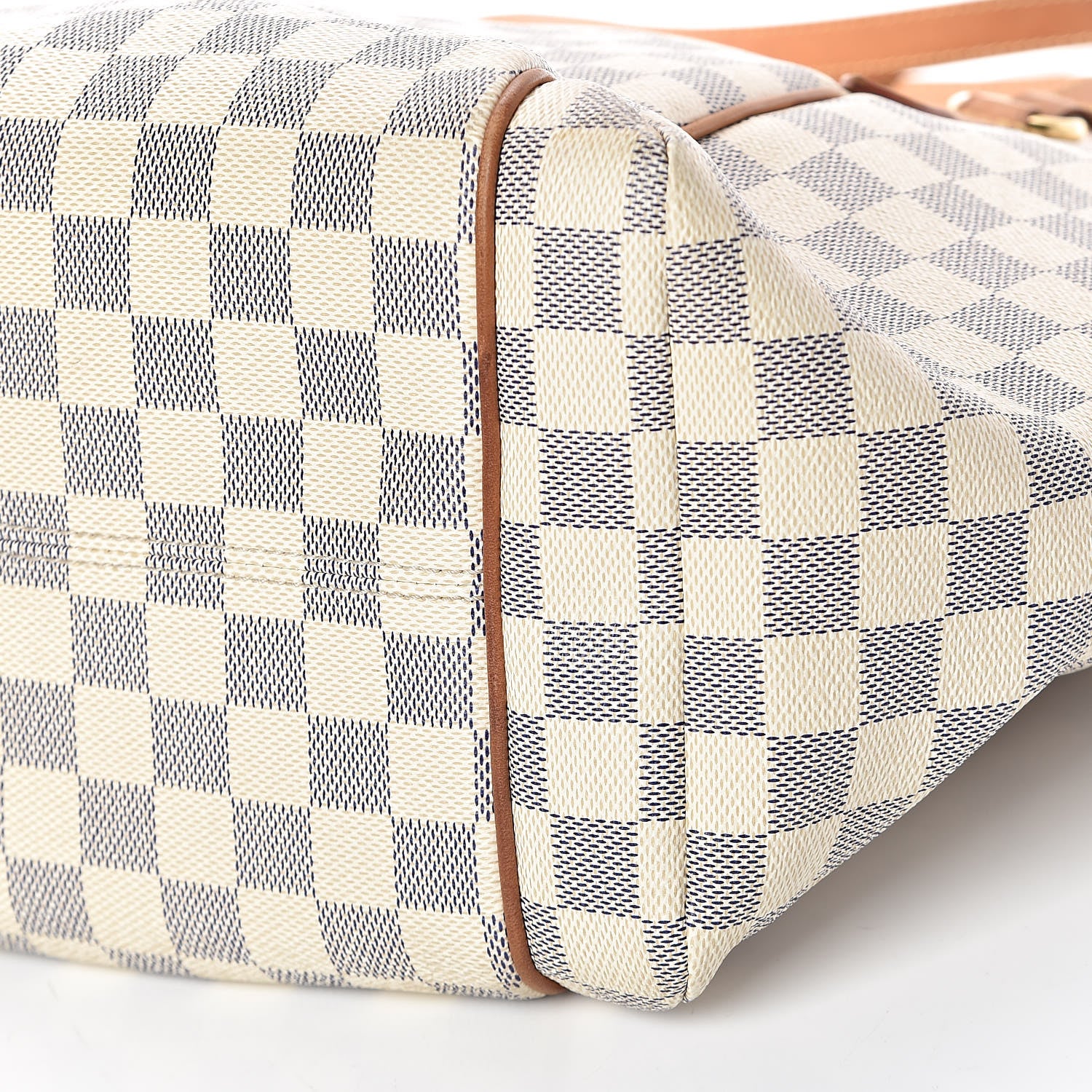 Louis Vuitton Damier Azur Totally MM 7 of 8