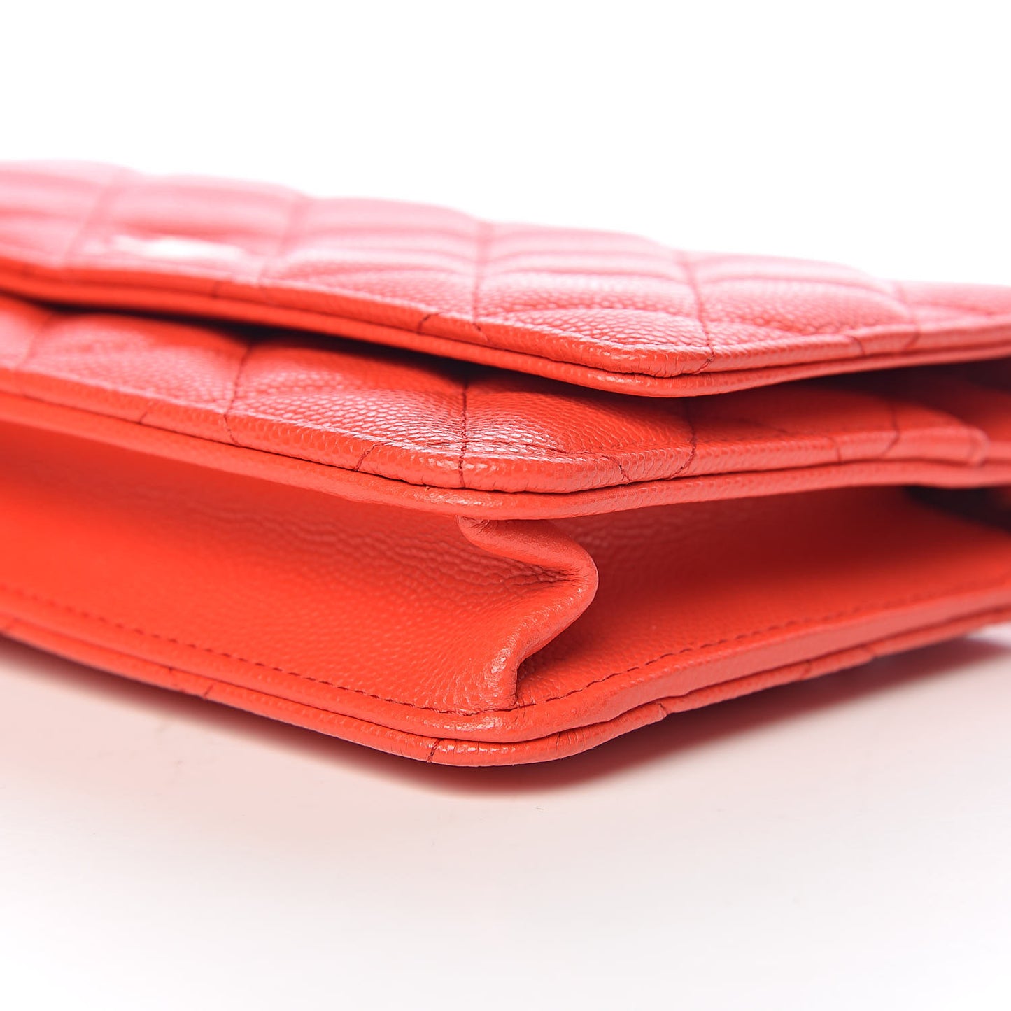 Caviar Quilted Wallet on Chain WOC Red