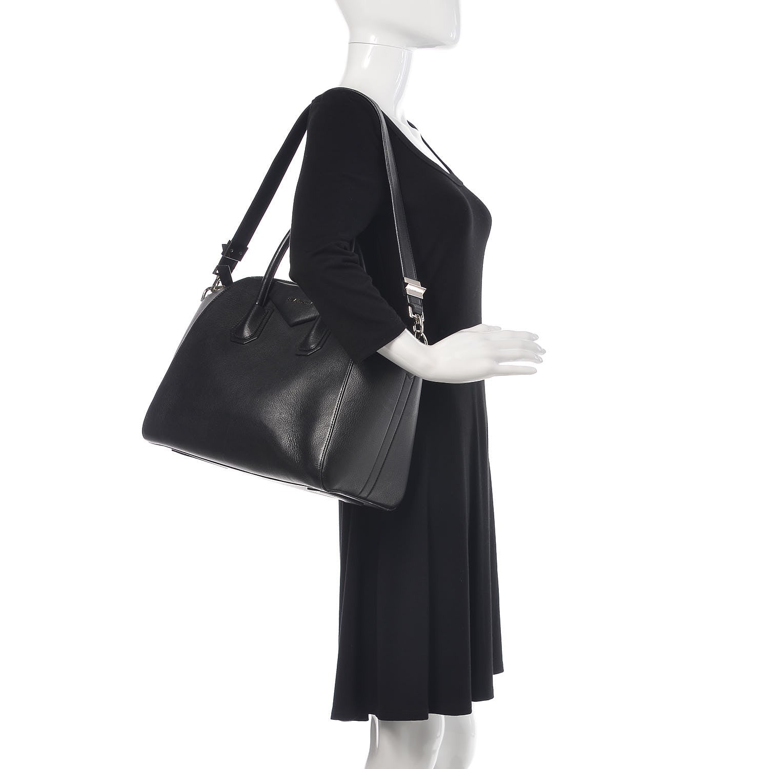 Givenchy Sugar Goatskin Medium Antigona Black 2 of 15
