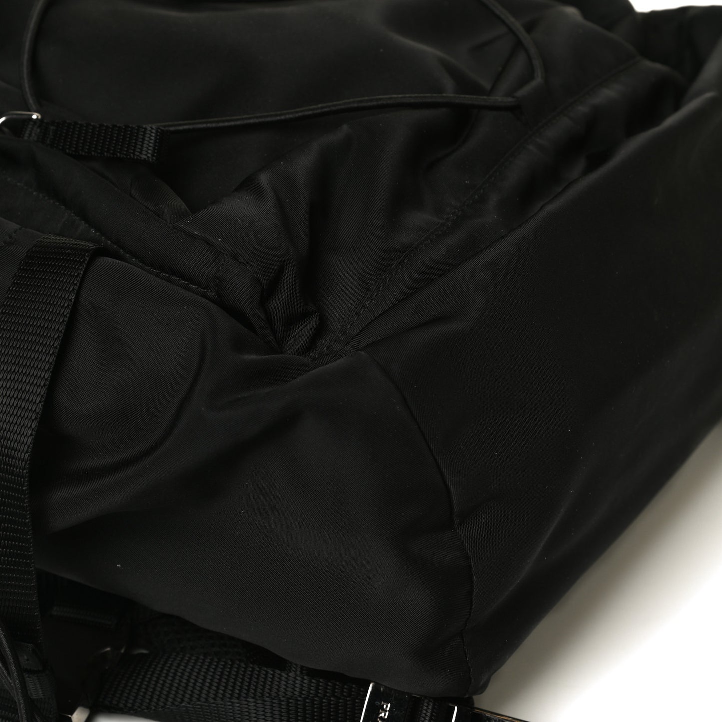Nylon Montagna Compression Backpack Black