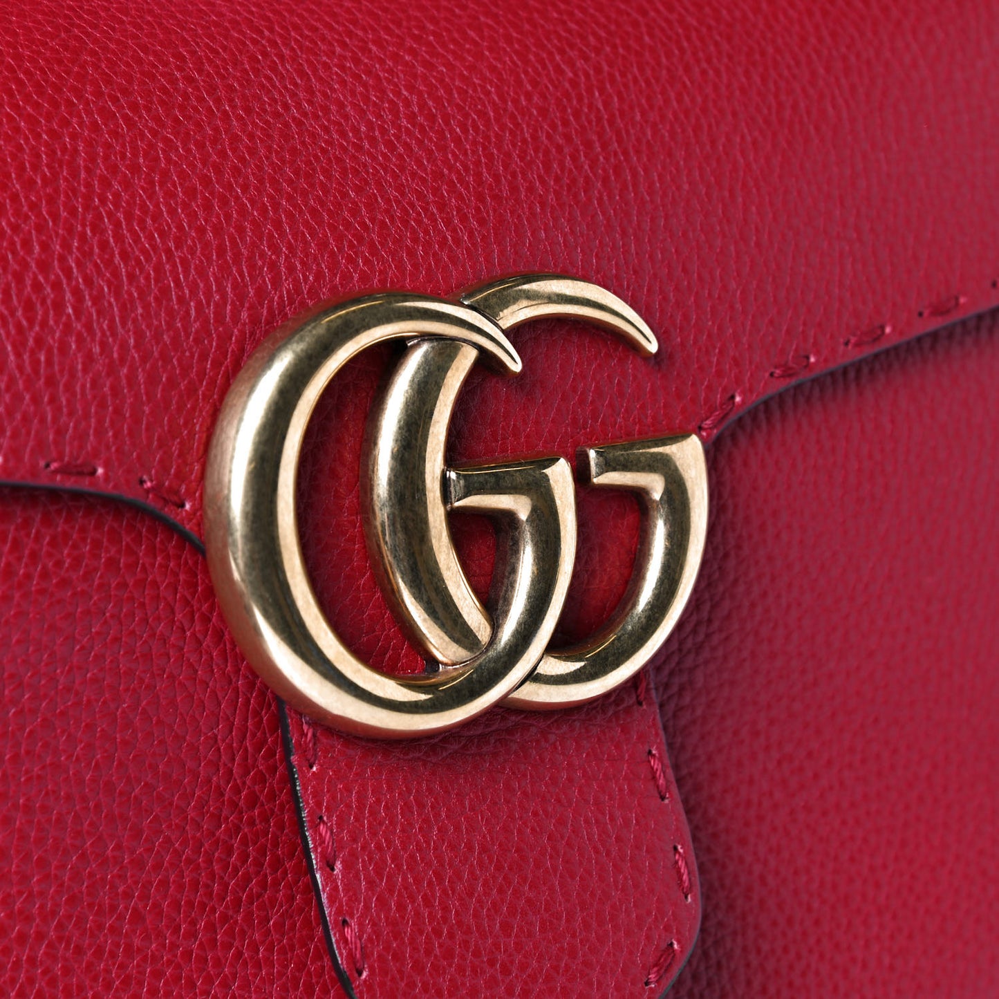 Calfskin Small GG Marmont Top Handle Bag Vulcanic Red