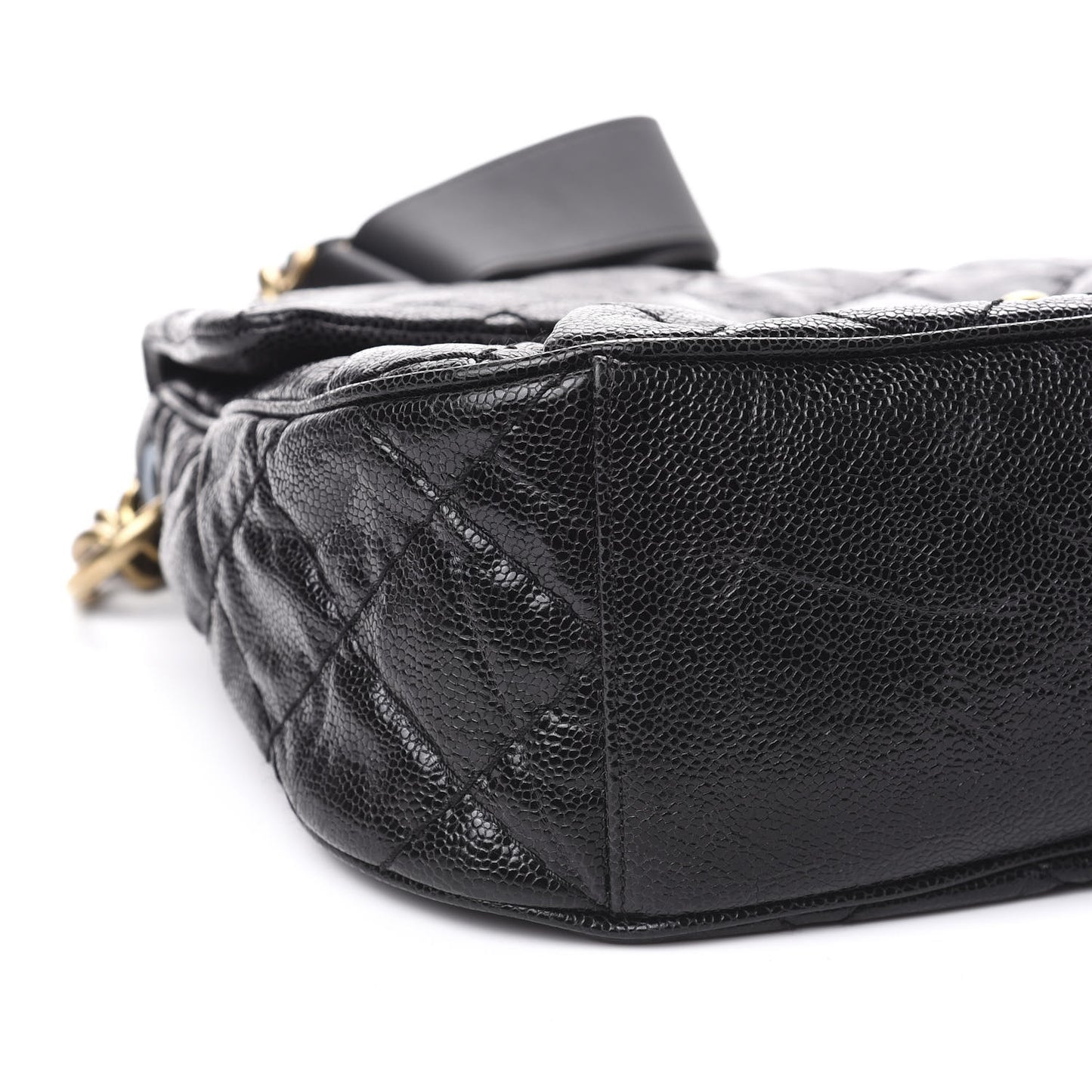 Crumpled Grained Calfskin Medium Coco Pleats Messenger Flap Black