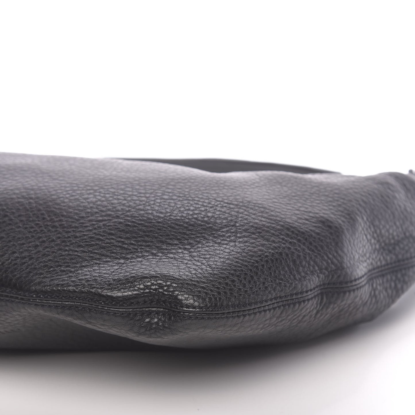 Vitello Daino Hobo Black