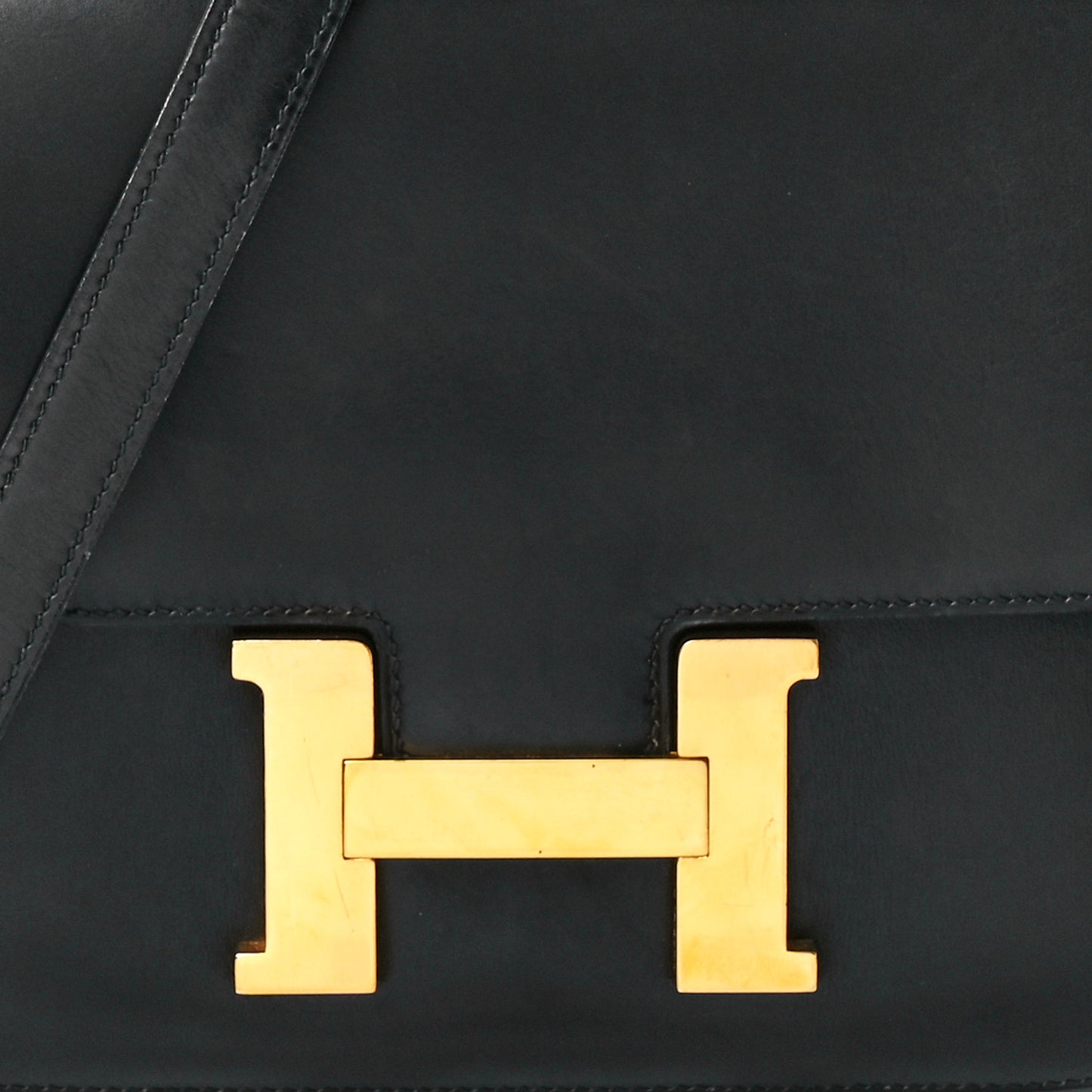 Box Constance 23 Black