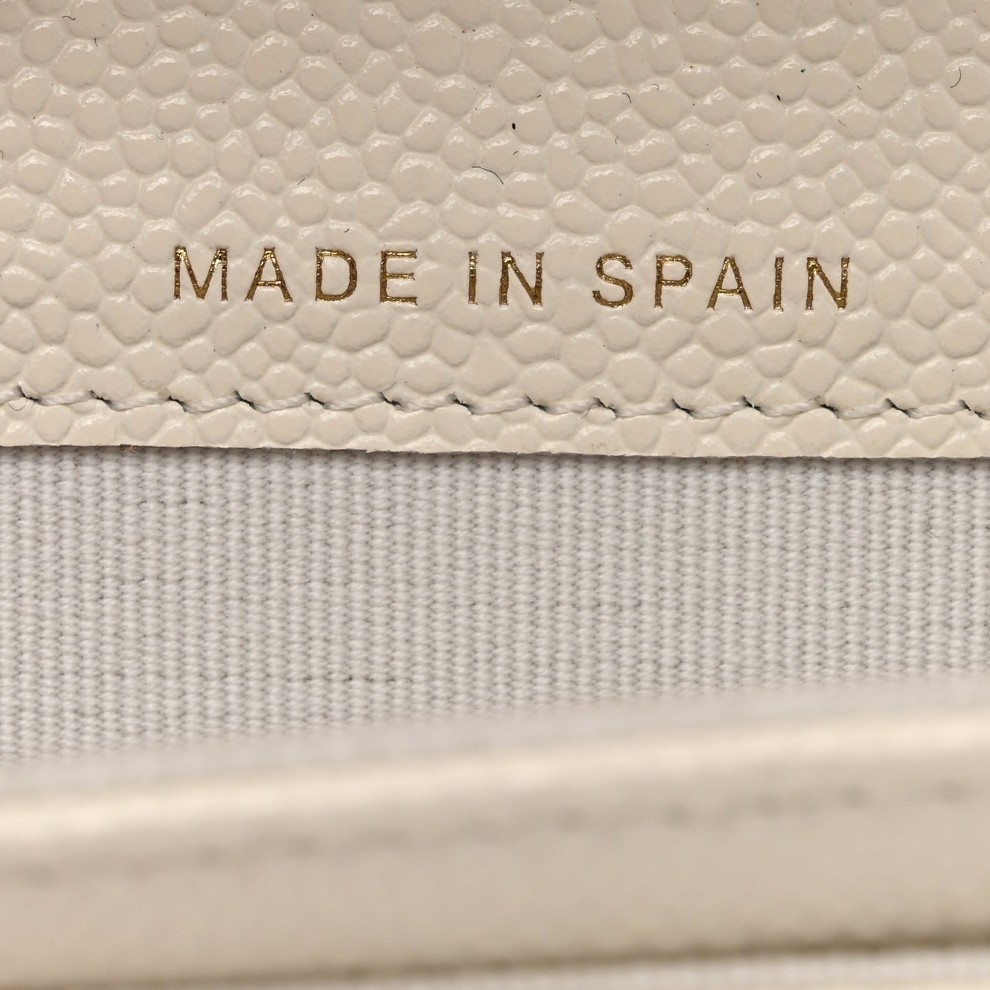 Caviar Quilted Chain CC Flap Card Holder White