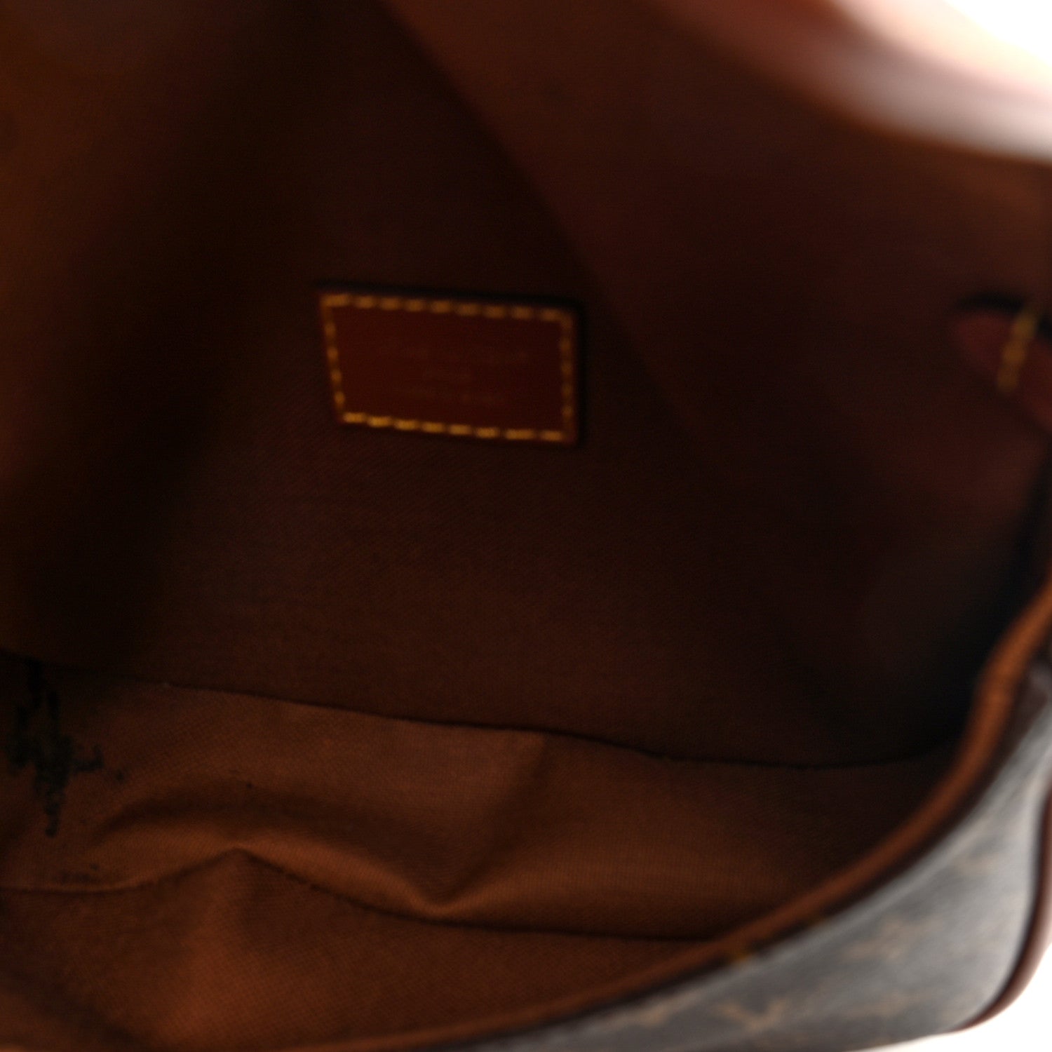 Louis Vuitton Monogram Solo 5 of 11
