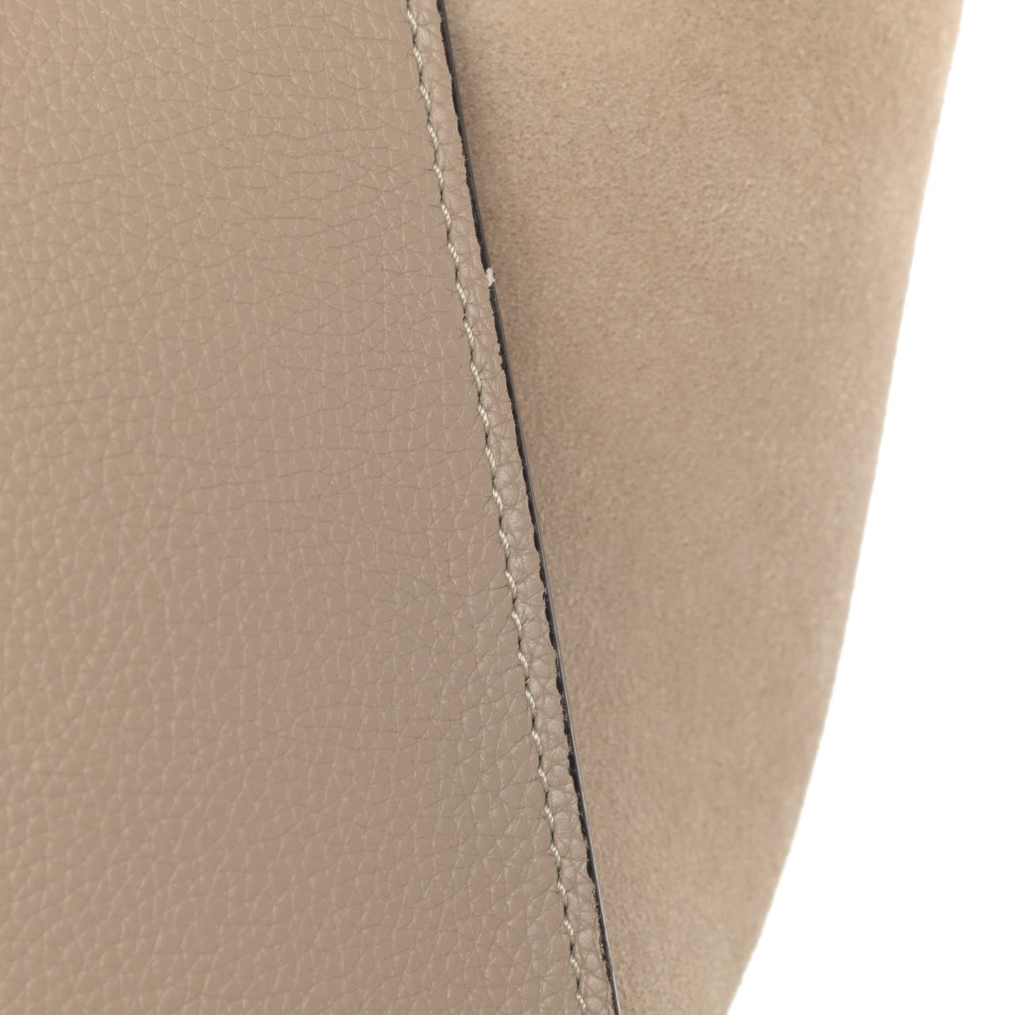 Drummed Calfskin Suede Medium Trapeze Dune