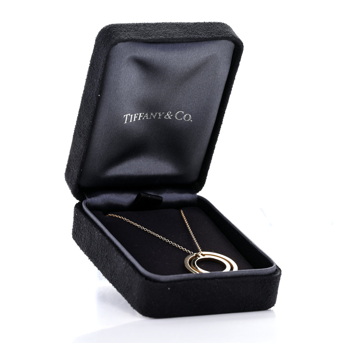 18K Yellow Gold T Circle Pendant Necklace