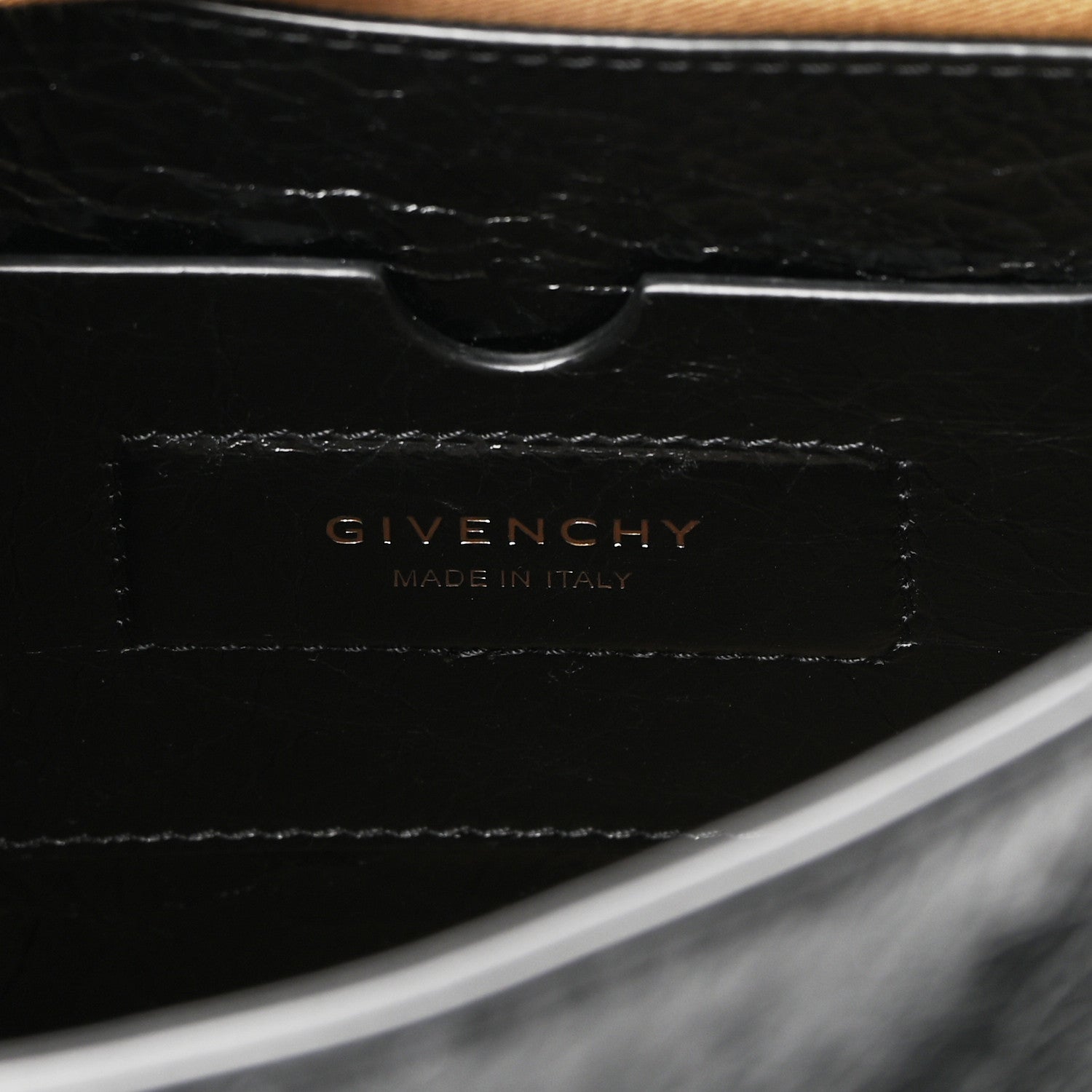 Givenchy Creased Patent Calfskin Medium ID Flap Black 6 of 9