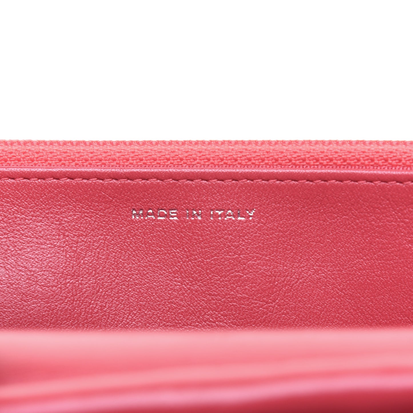Patent Quilted Wallet On Chain WOC Coral