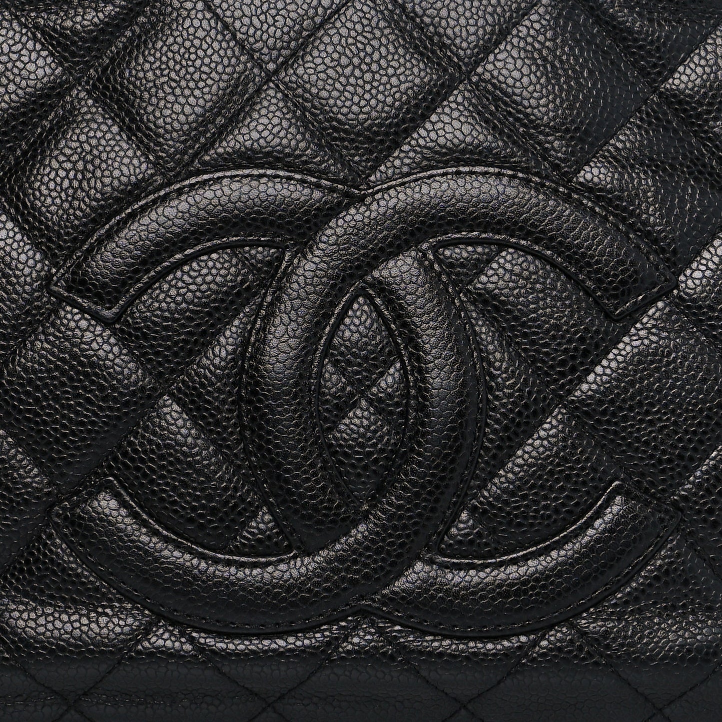 Caviar Quilted Timeless CC Shoulder Bag Black