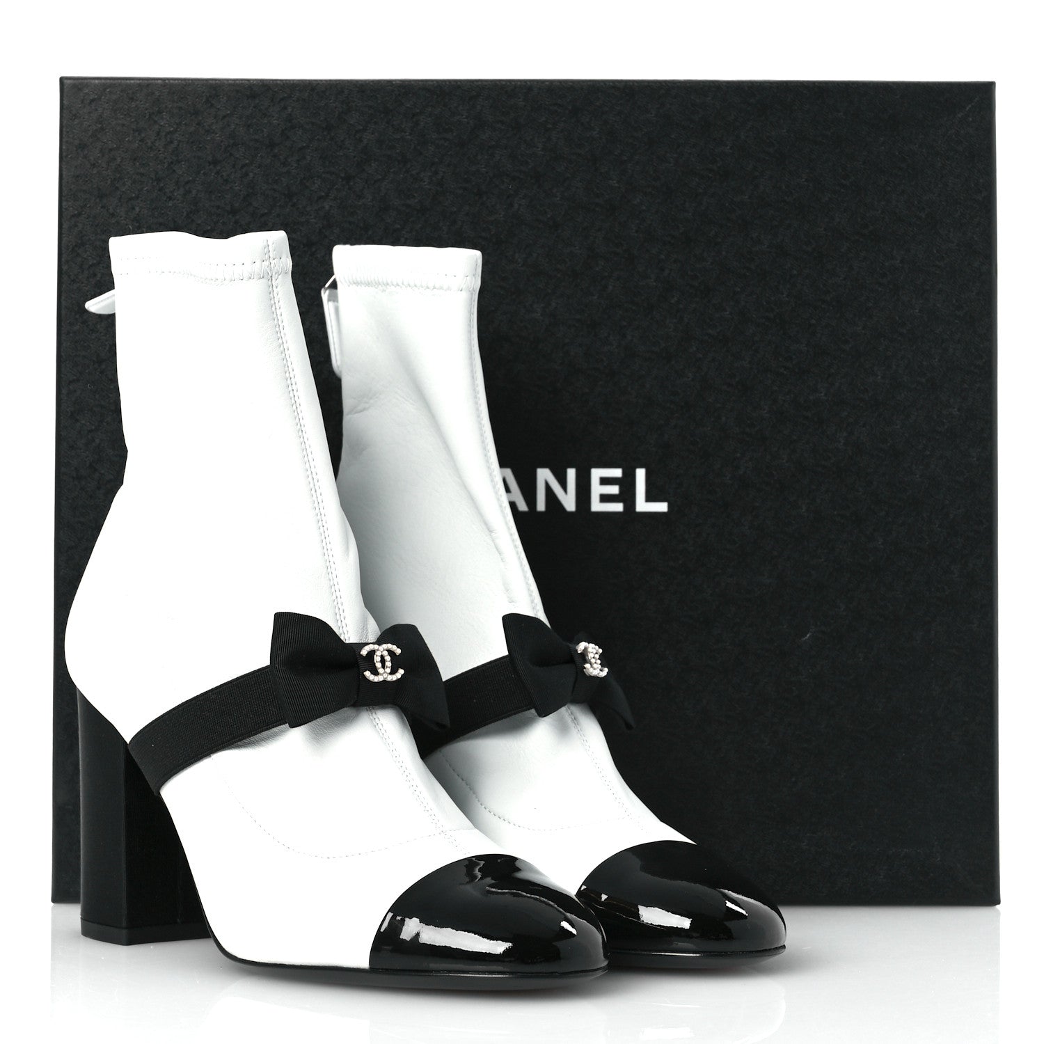 Chanel Stretch Lambskin Patent Calfskin Pearl CC Bow Cap Toe Short Boots 37 White Black 11 of 11