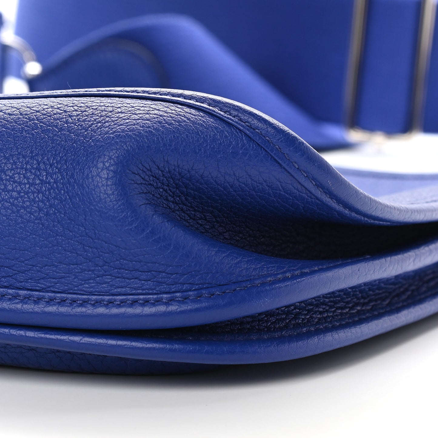 Taurillon Clemence Evelyne III PM Bleu Electrique