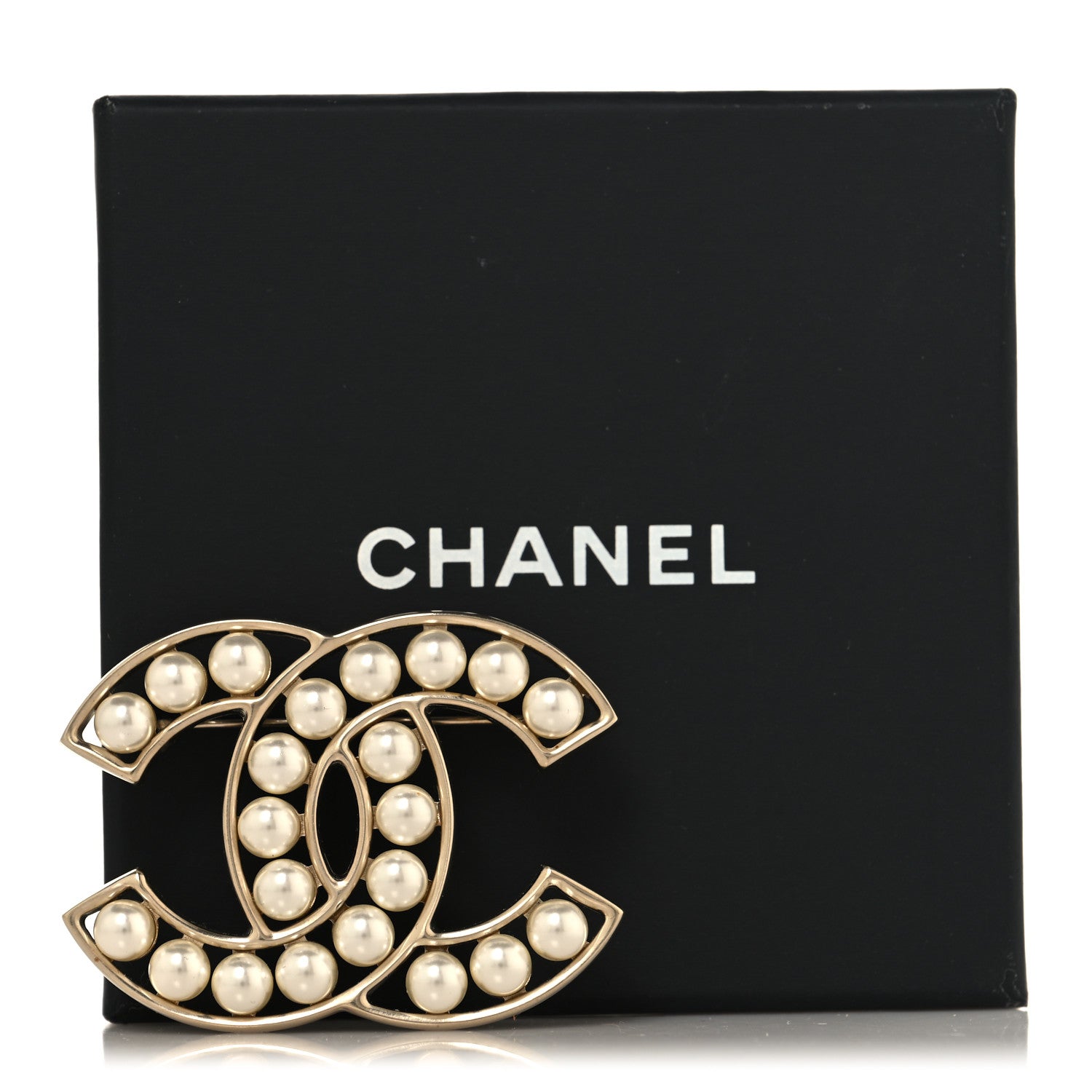 Chanel Pearl CC Brooch Light Gold 4 of 4