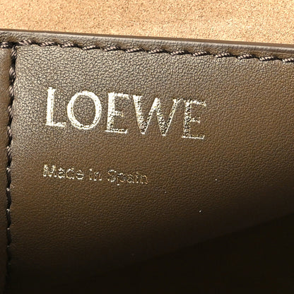 Loewe Smooth Calfskin Medium Pebble Bucket Bag Oak 6 of 9