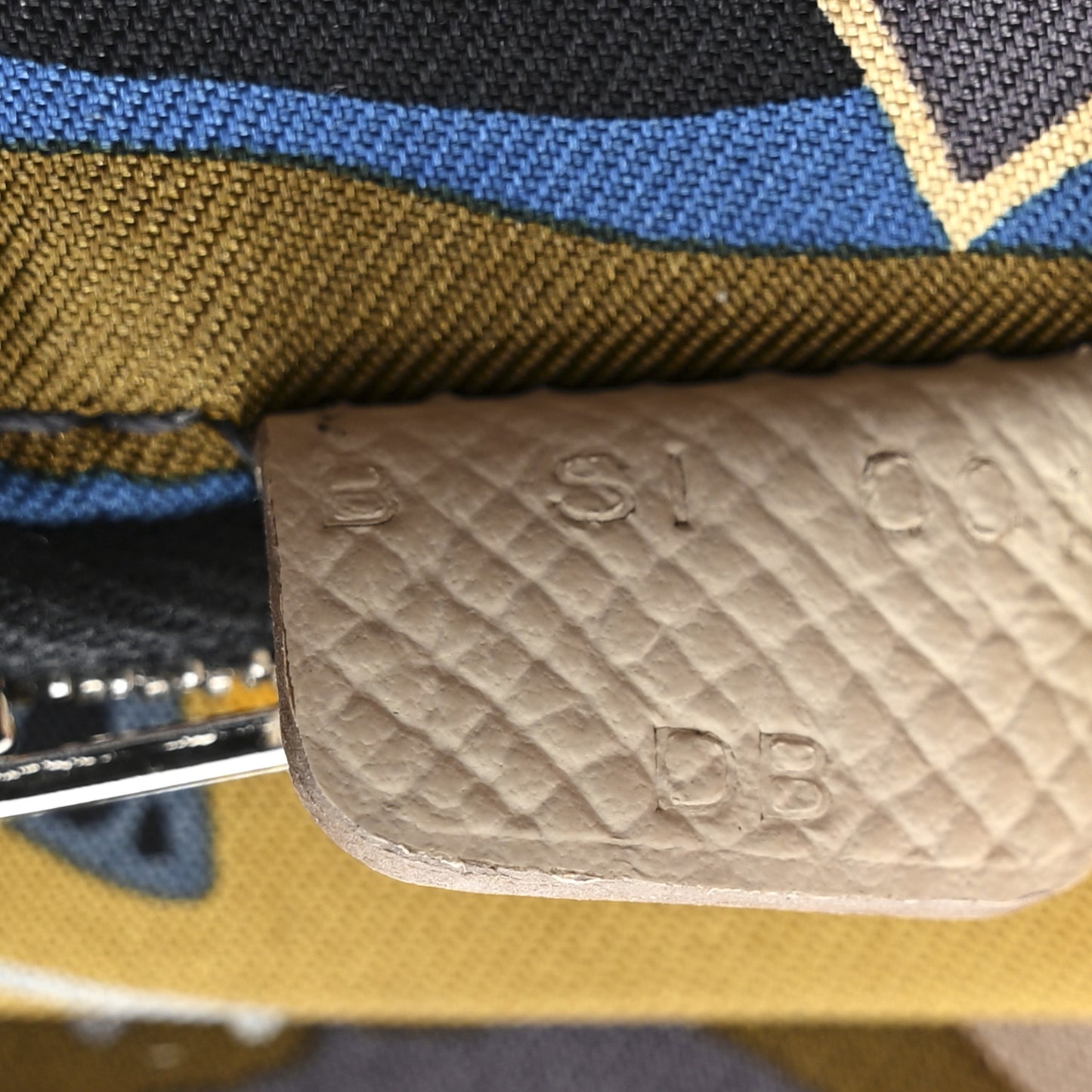 Epsom Silk'In Compact Wallet Craie Caban Jaune Ambre