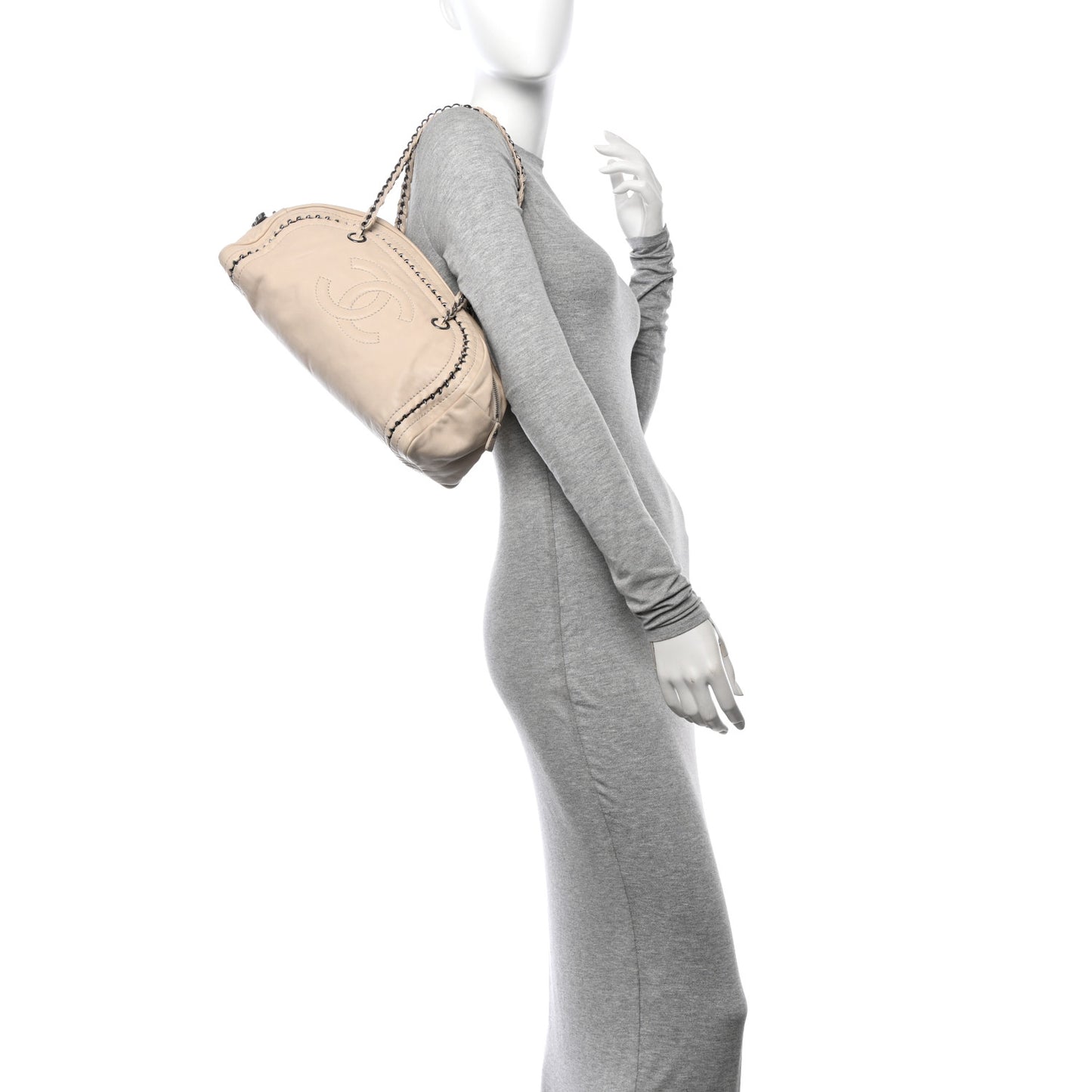 Smooth Calfskin Medium Luxe Ligne Bowler Light Beige