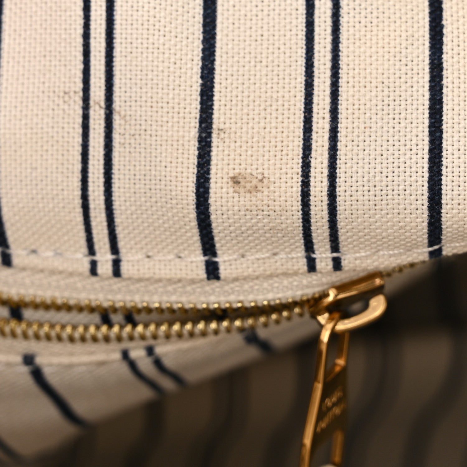 Louis Vuitton Empreinte Speedy Bandouliere 30 Neige 10 of 17