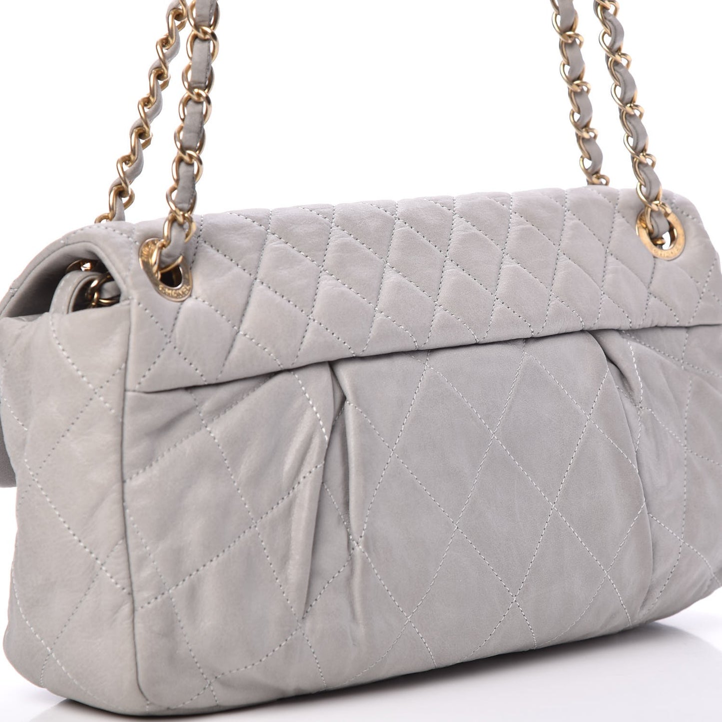 Iridescent Calfskin Large Chic Quilt Flap Grey