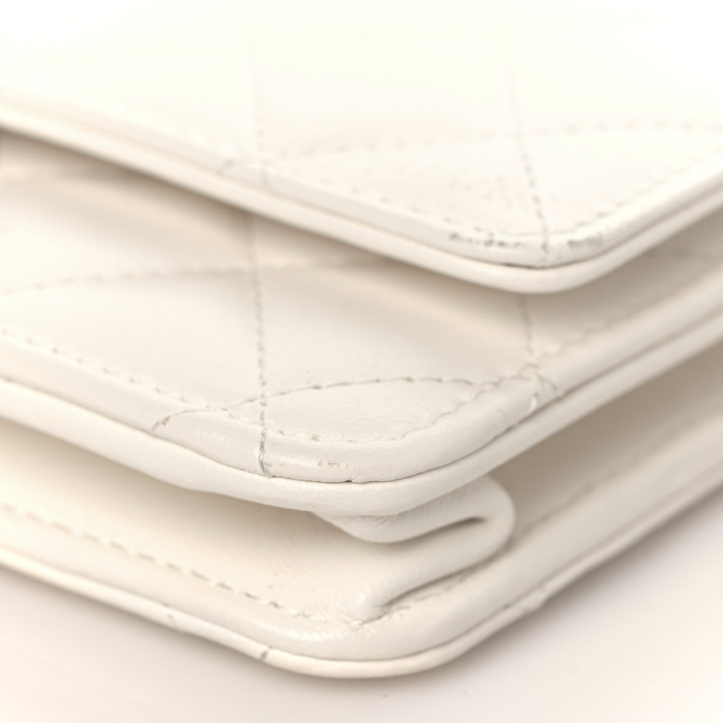 Lambskin Quilted Trendy CC Wallet On Chain WOC White