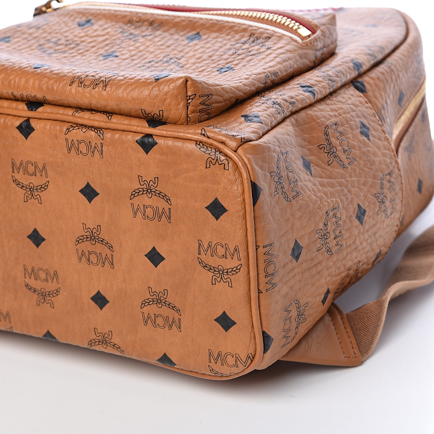 Visetos Chevron Stripe Medium Stark Backpack Cognac