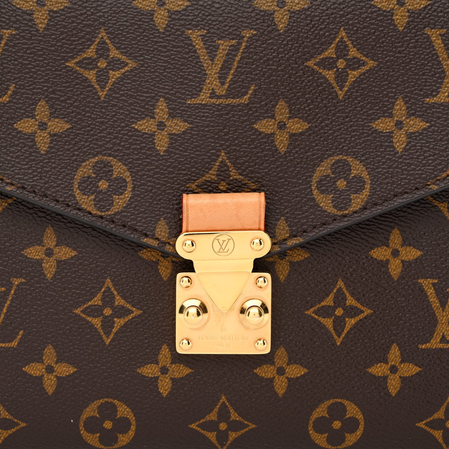 Monogram Pochette Metis