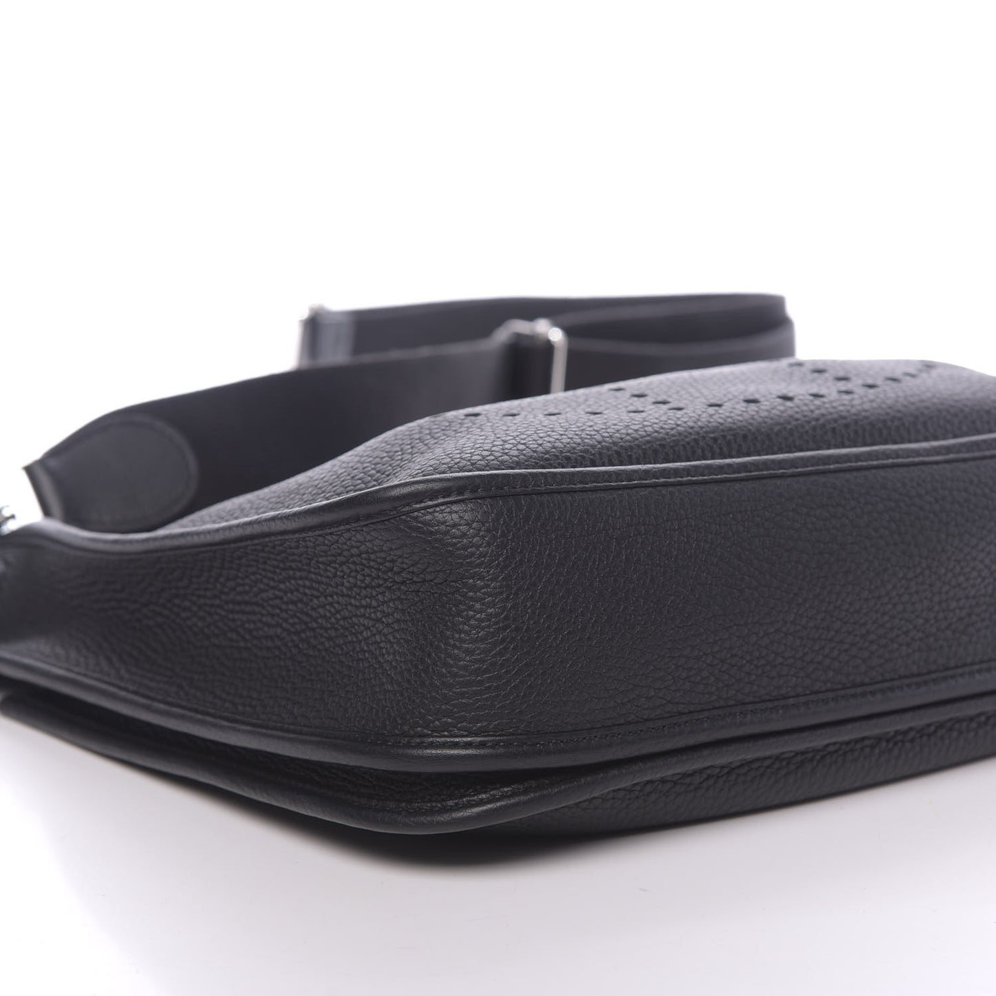 Taurillon Clemence Evelyne III PM Black