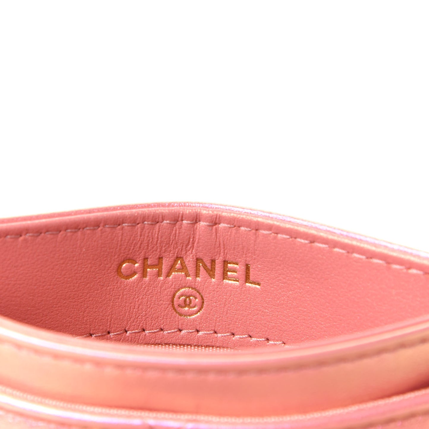 Iridescent Calfskin Quilted Chanel 19 Card Holder Pink