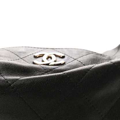 Chanel Shiny Lambskin Quilted Maxi Hobo Black 8 of 10