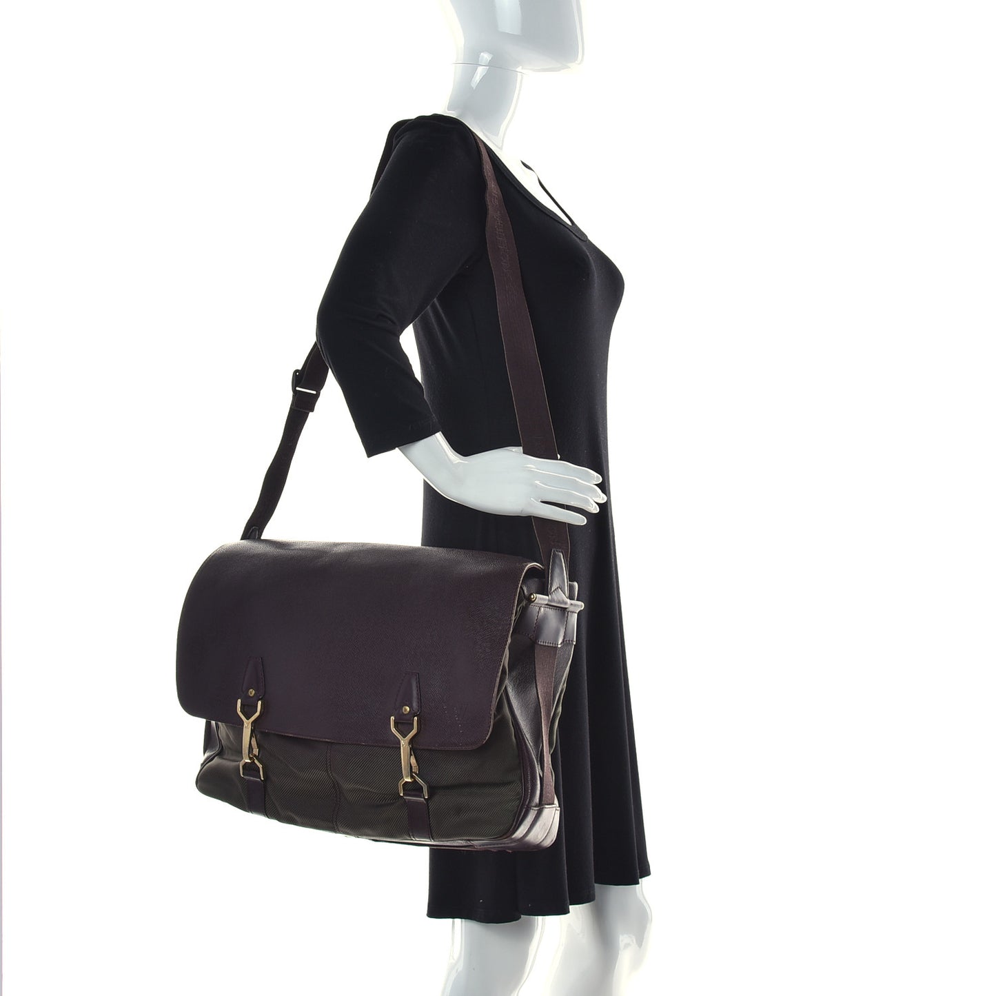 Taiga Dersou Messenger Bag Acajou