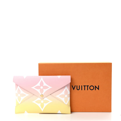 Louis Vuitton Monogram Giant By The Pool Large Kirigami Pochette Pink 7 of 7