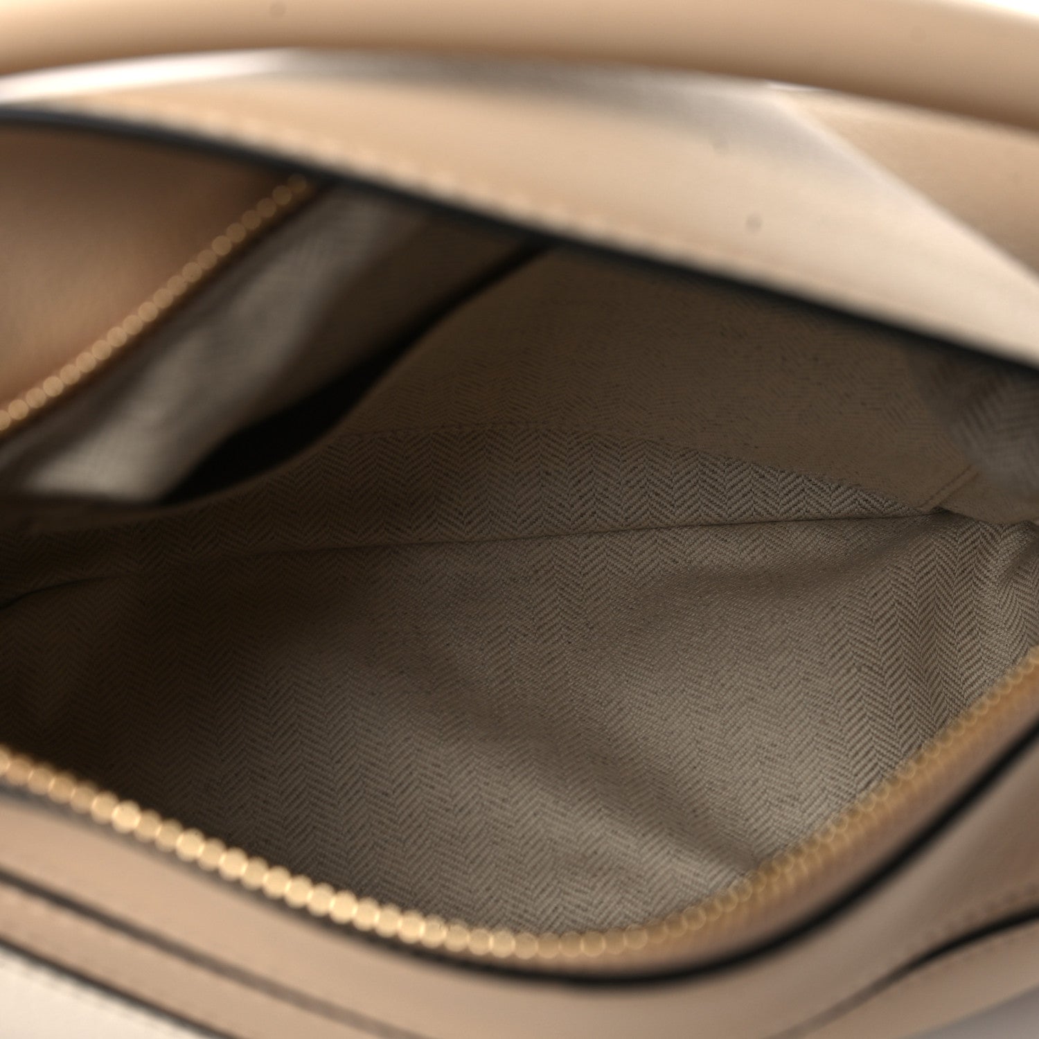 Loewe Calfskin Small Puzzle Bag Dusty Beige Soft White 5 of 8