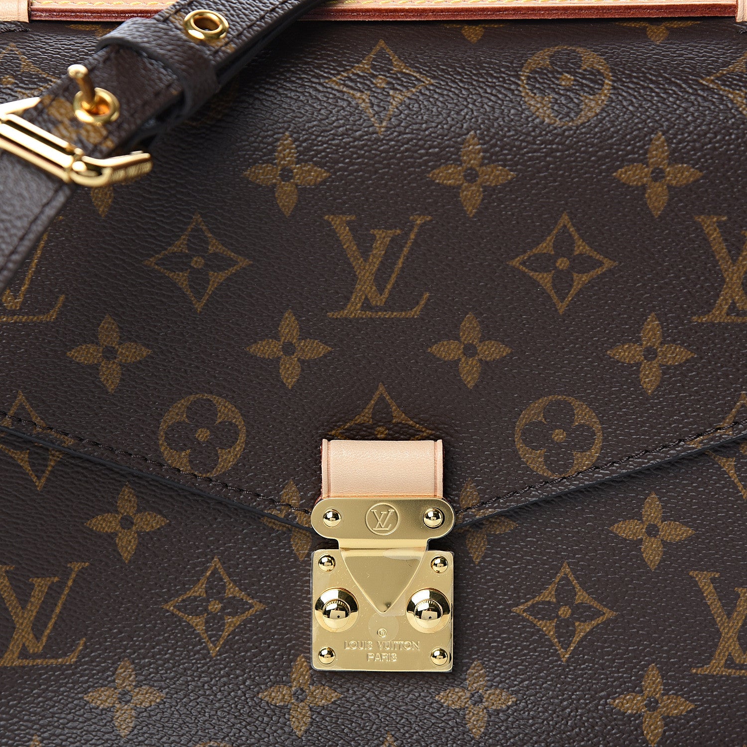 Louis Vuitton Monogram Pochette Metis 9 of 10