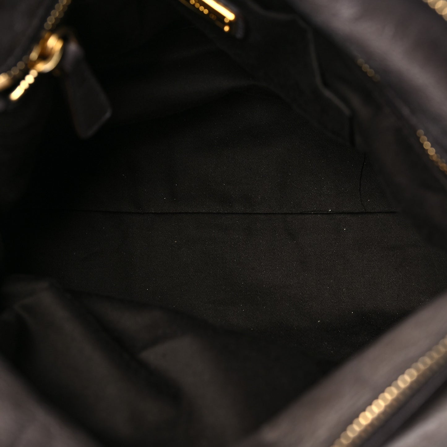 Vitello Lux Medium Bow Bag Fumo