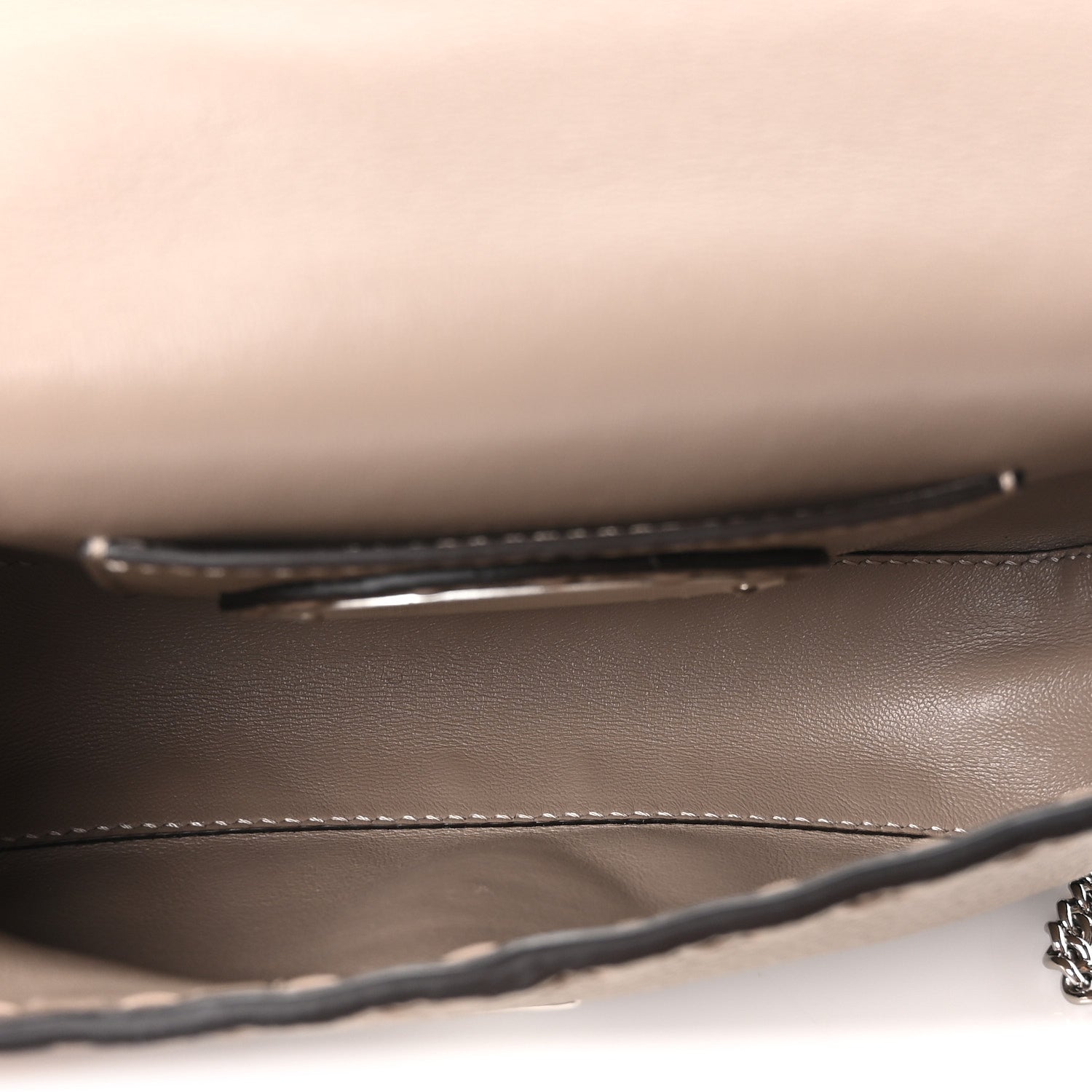 Fendi Cuoio Roma Sellerissima Nappa Sintetica Tape Stitch Mini Baguette Argento 5 of 10