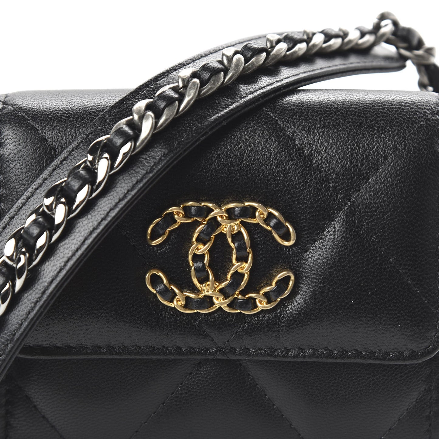 Shiny Goatskin Quilted 19 Flap Coin Purse With Chain Black