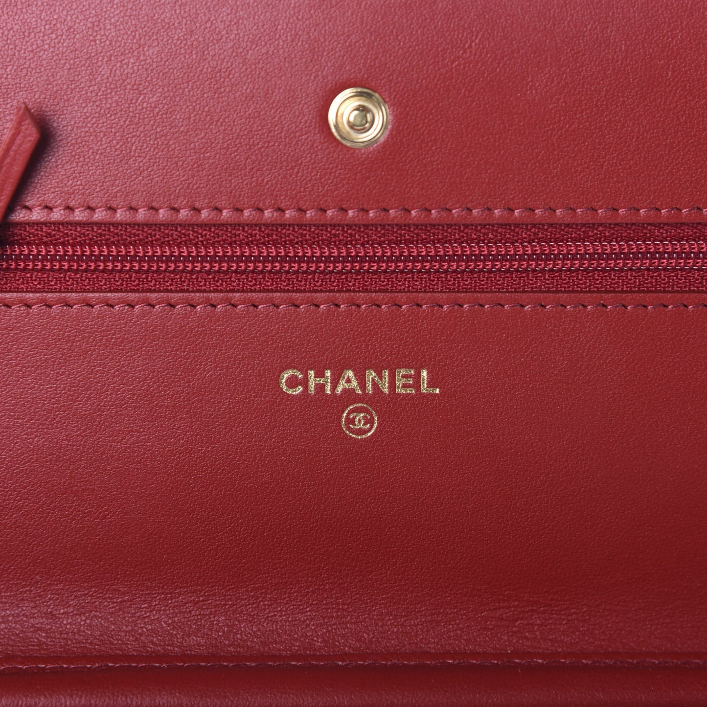 Lambskin Quilted Wallet On Chain WOC Red