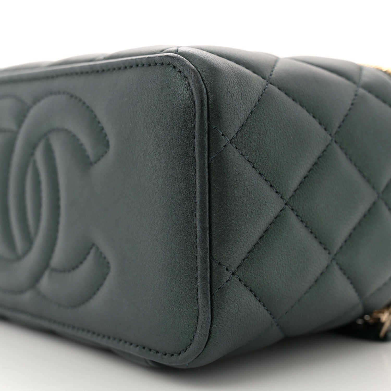 Chanel Iridescent Lambskin Quilted Small Top Handle Vanity Case With Chain Green 10 of 11