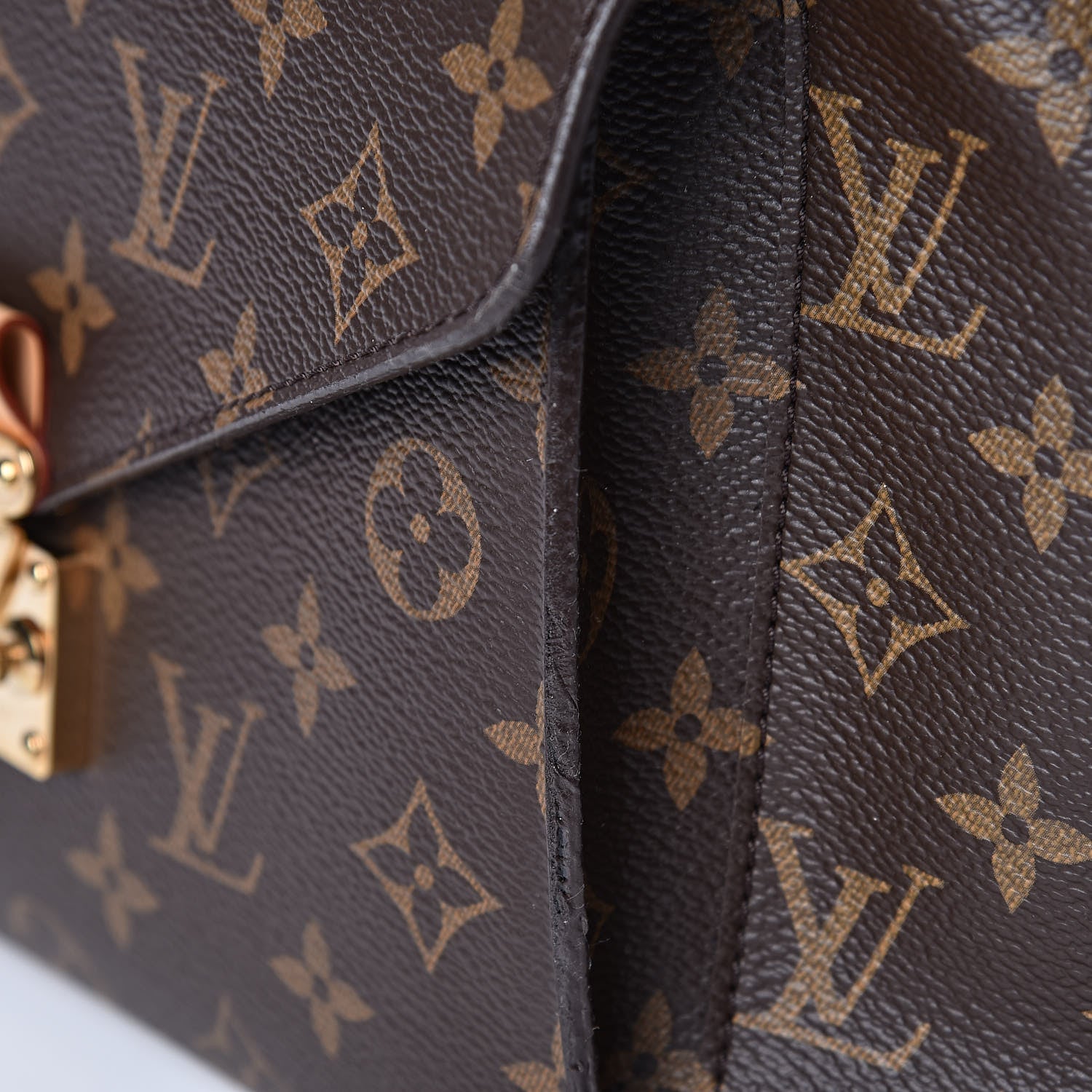 Louis Vuitton Monogram Metis 23 of 25