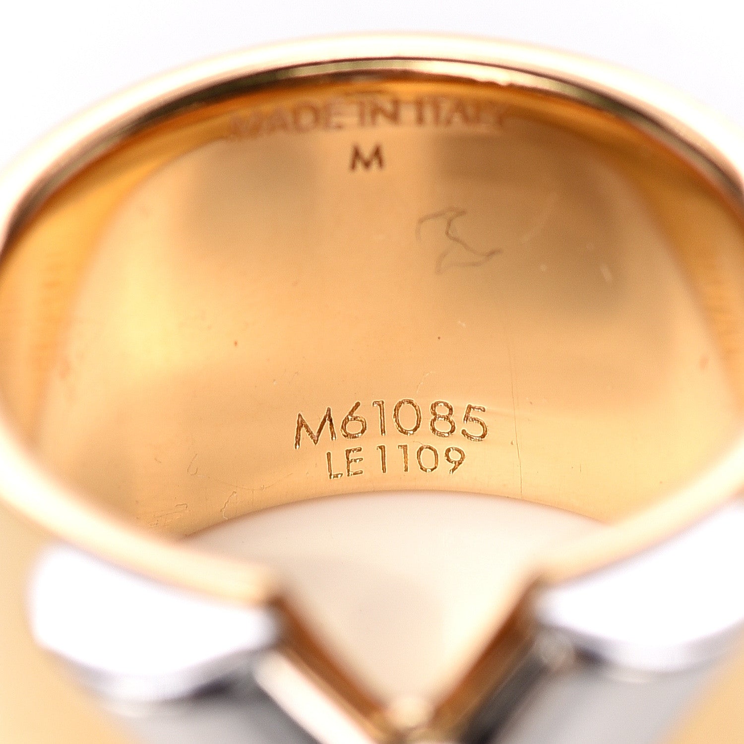 Louis Vuitton Brass Essential V Ring M Gold Silver 3 of 5