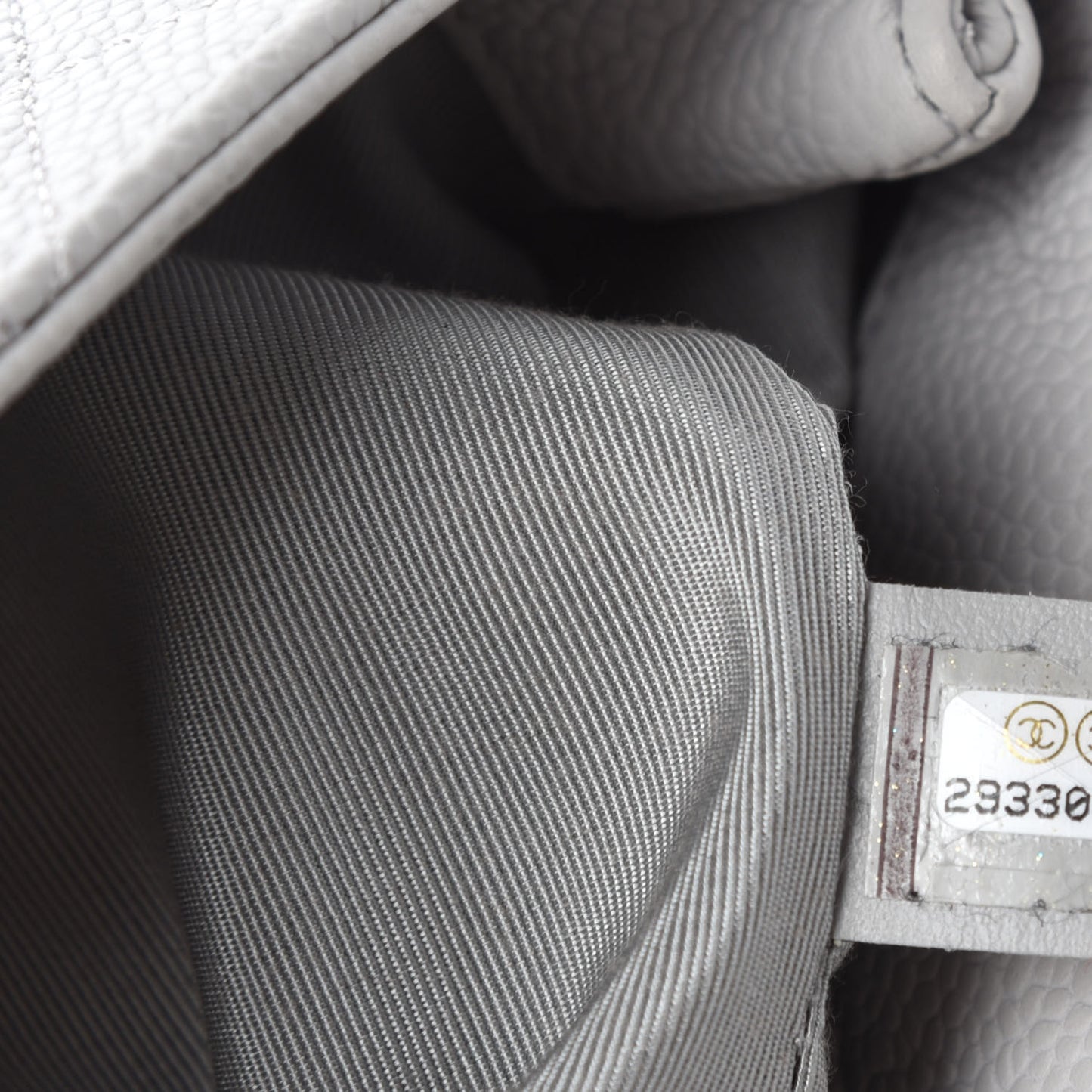 Caviar Quilted City Walk Flap Light Grey