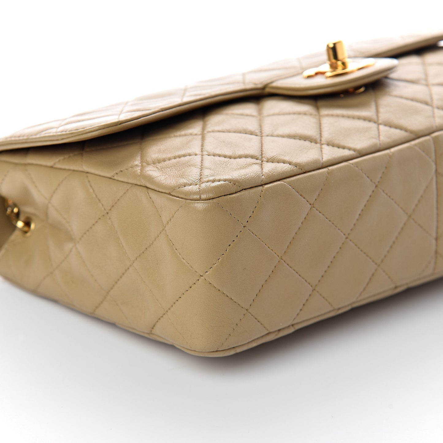 Lambskin Quilted Medium Single Flap Beige