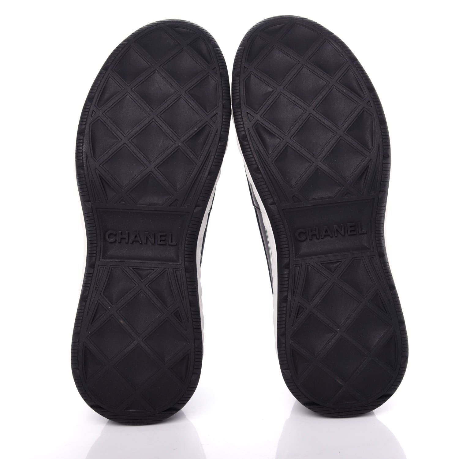 Chanel Velvet Calfskin Mixed Fibers CC Sneakers 37 Black 6 of 11