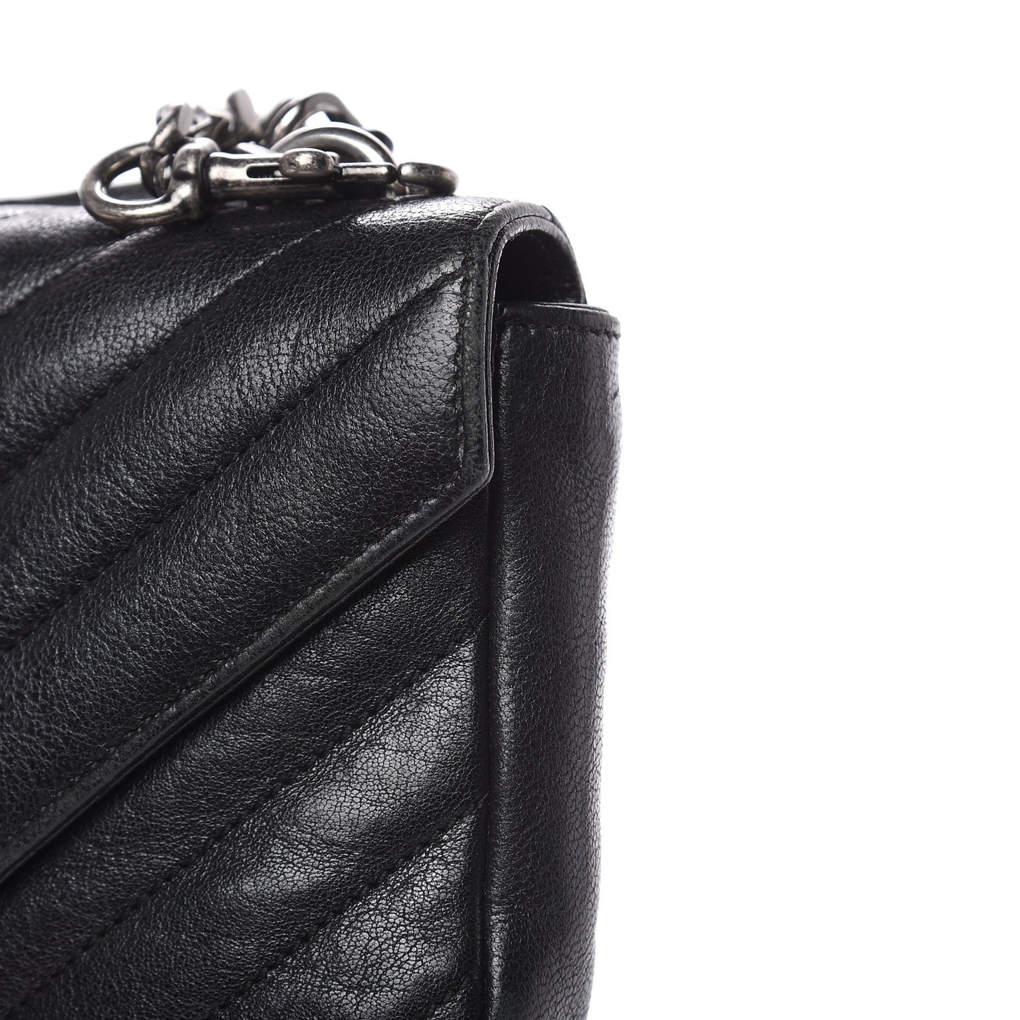 Sheepskin Matelasse Chevron Monogram College Chain Wallet Black