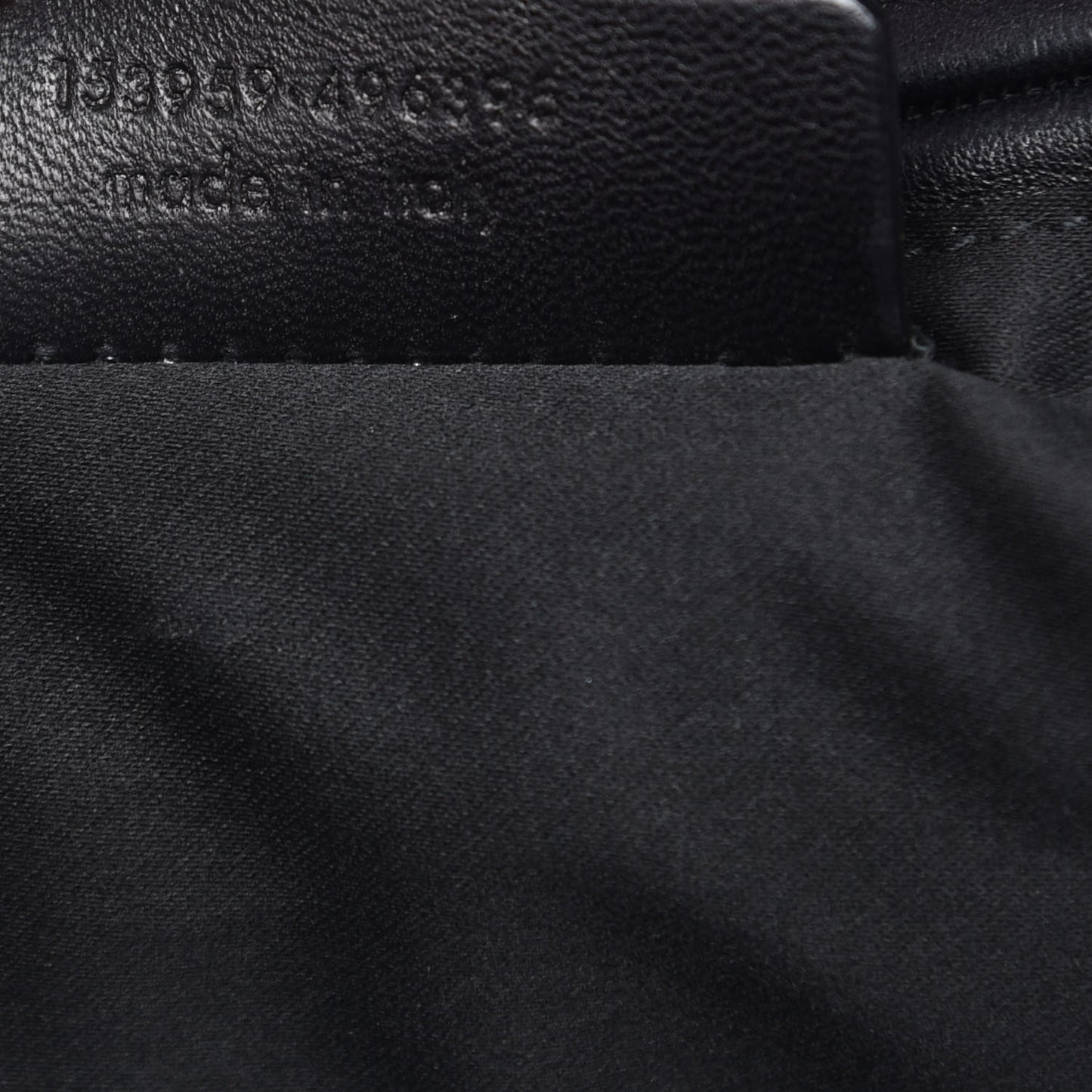 Calfskin Oversized Muse Black